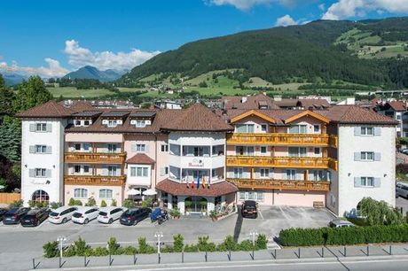 Italia Bolzano - Hotel Rosskopf 4* a partire da € 243,00. Dolce relax tra le montagne con ingresso all'area benessere