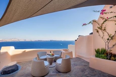 Griekenland Santorini - Horizon Aeifos Suites 4* vanaf € 289,00. Charmant eilandverblijf in een unieke setting
