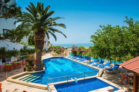 Apollo-ferie til Koutsouras på Kreta: Få 7 nætter på hotel tæt på strand