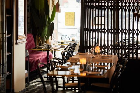 Brasserie Sài Gòn. <span>4 stjerner i Berlingske og Politiken samt månedens restaurant i Euroman:</span> Lê-familien gør det igen med fransk-vietnamesisk brasserie