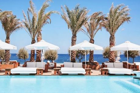 Grecia Santorini - Nikki Beach Santorini 5* a partire da € 297,00. Resort stiloso con spiaggia privata nel paradiso delle Cicladi