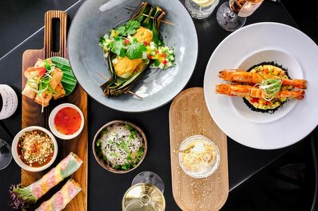 6 serveringer på anmelderroste The Vietnamese. Anmelderne er enige: Prøv en af byens bedste asiatiske restauranter!